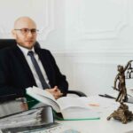 Salaire d’un avocat en droit des affaires débutant : combien gagne-t-il ?